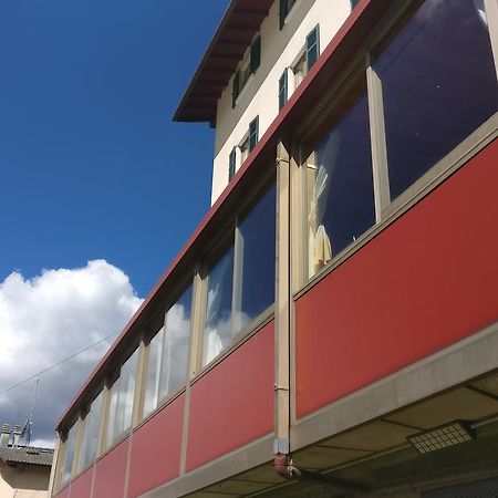 La Valle Del Drago Hotel Piazza Brembana Buitenkant foto