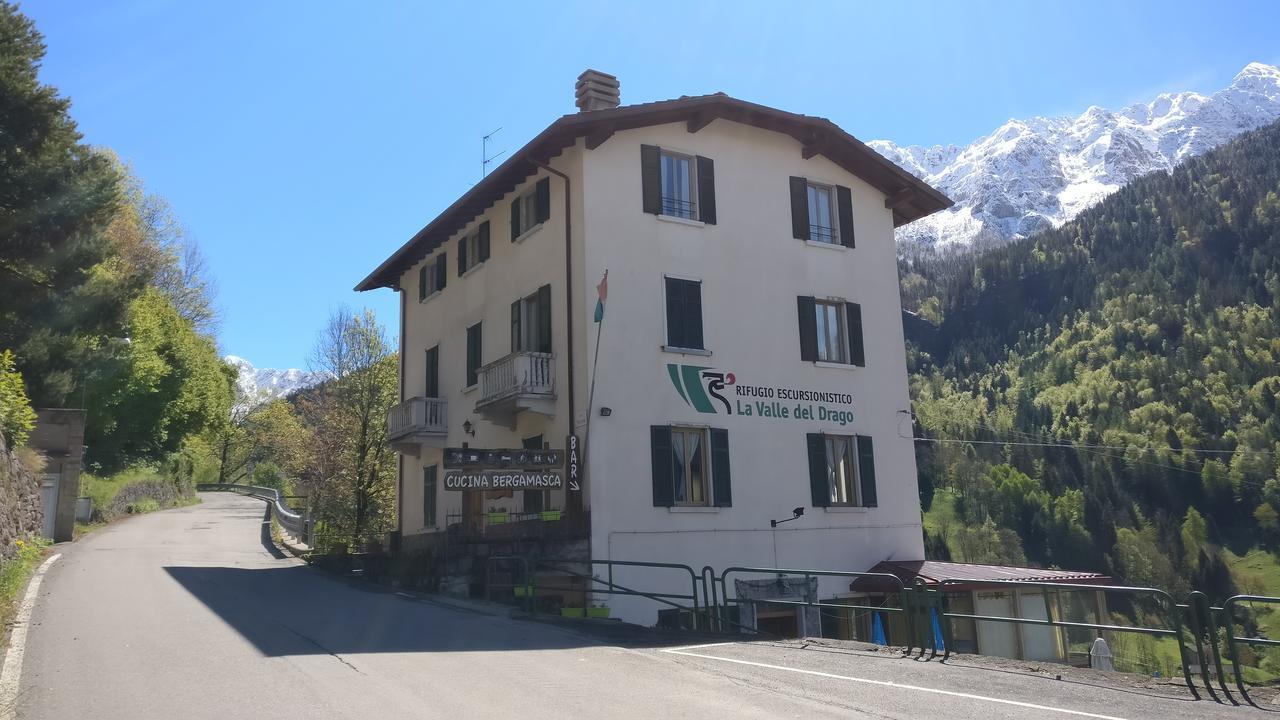 La Valle Del Drago Hotel Piazza Brembana Buitenkant foto